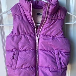 Old navy puffer vest 3T